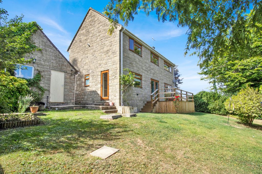 Property photo 3 of 16 Picture No. 22