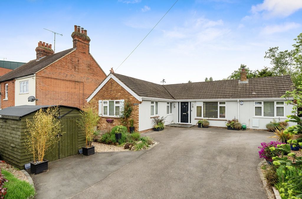 Property photo 1 of 21 1450918-20-69F0Ef...