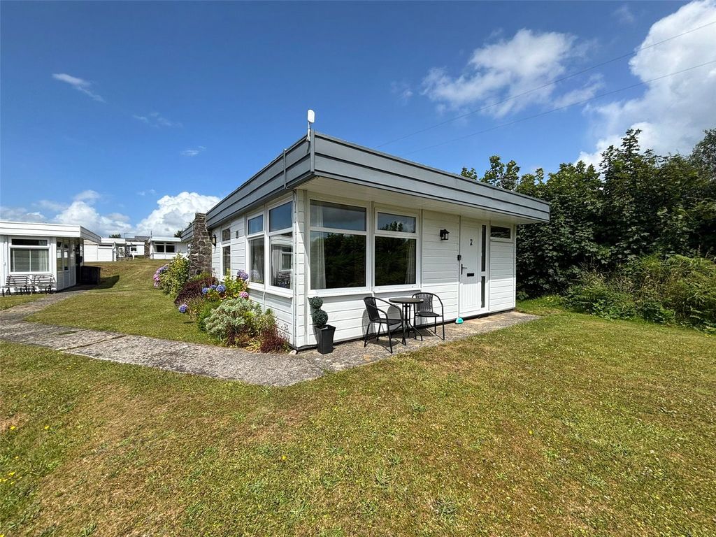 Property photo 2 of 24 Picture No. 23