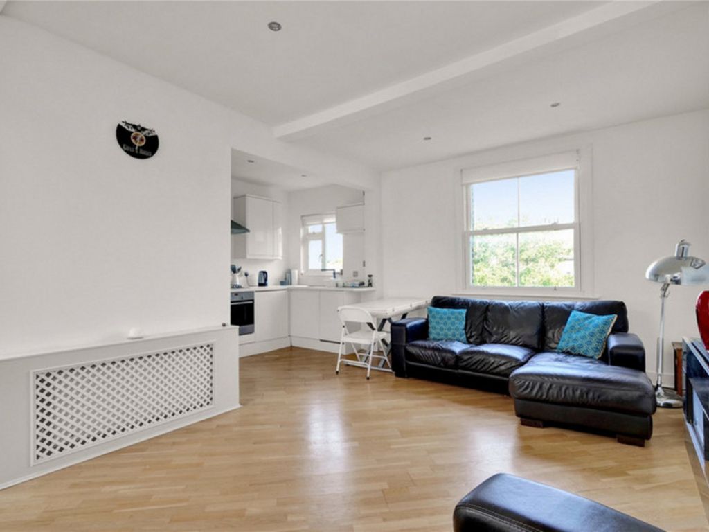 Property photo 2 of 9