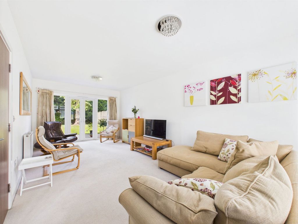 Property photo 3 of 18