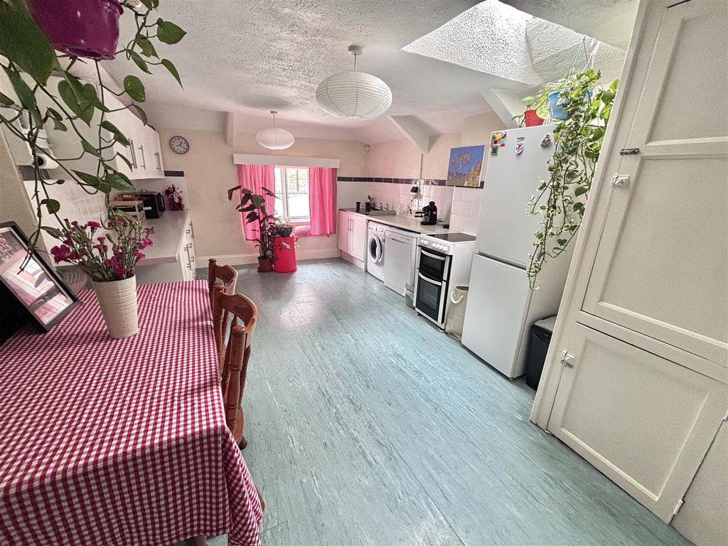 Property photo 3 of 14 Img_2141.Jpg