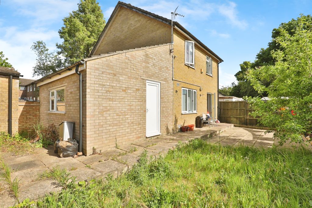 Property photo 2 of 17
