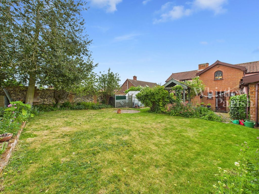 Property photo 3 of 20