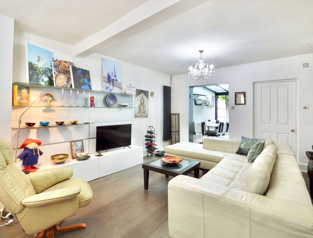 Property photo 1 of 9