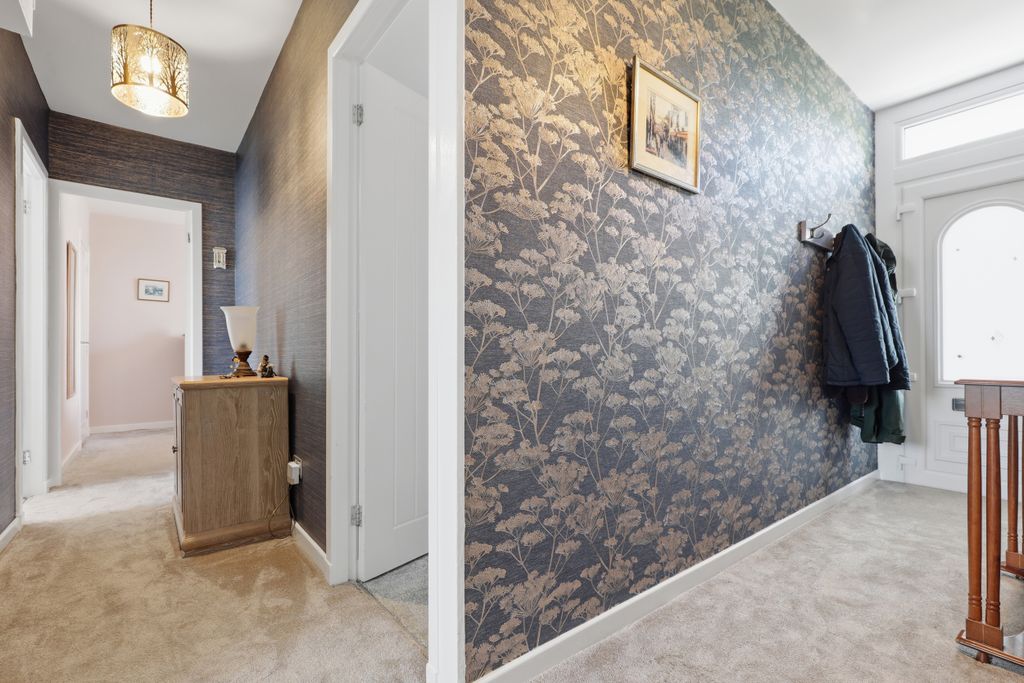 Additional image 14 of 3 bed flat for saleChurch Road, Gartocharn G83
