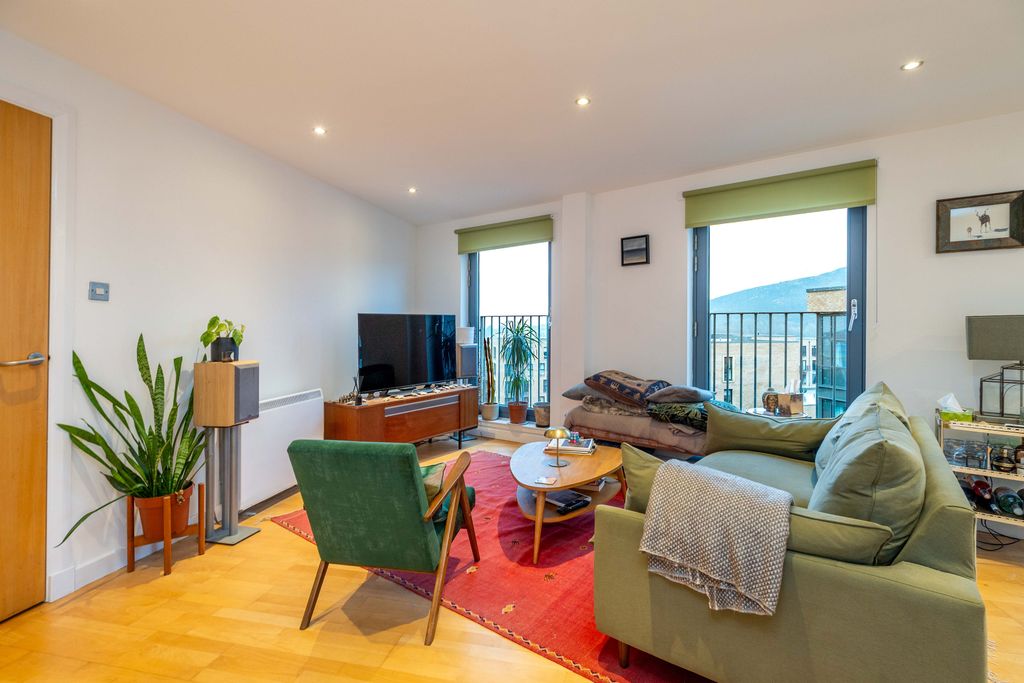 Property photo 3 of 22 Property Image 3