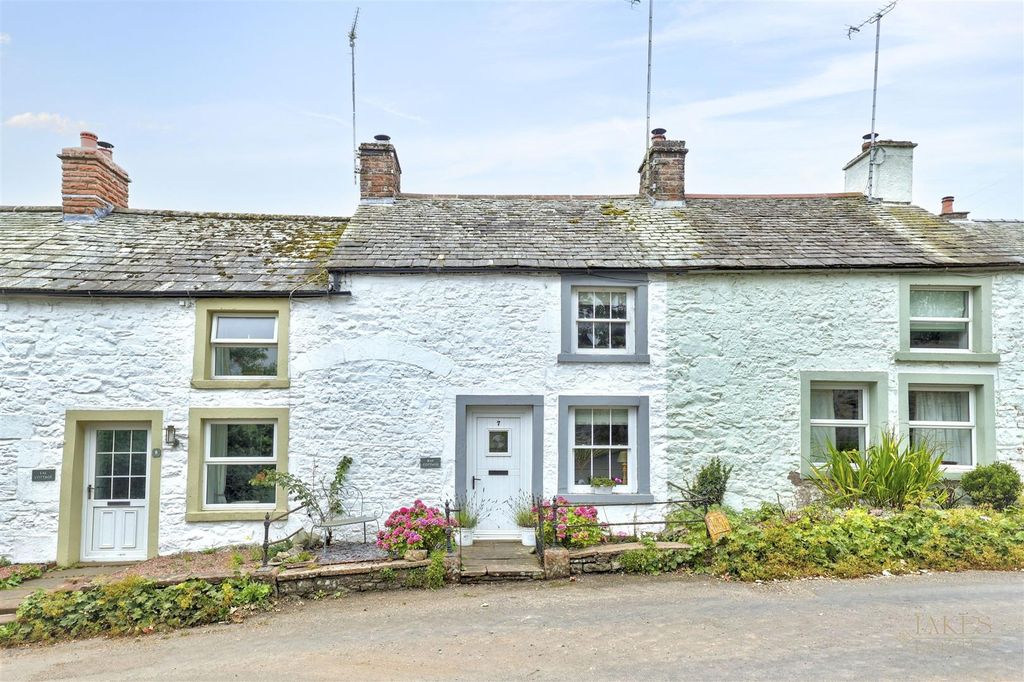Property photo 1 of 34 May Cottage