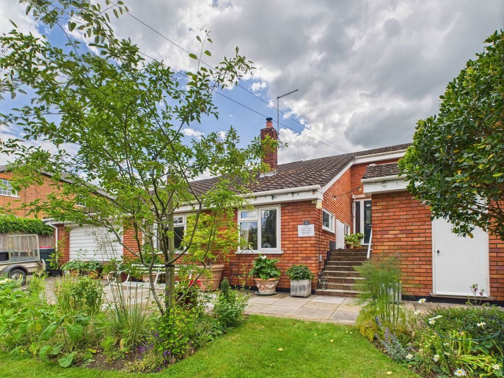 Property photo 2 of 29