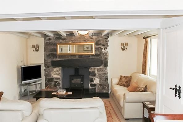 Property photo 2 of 11 7 Arbory Road  (25).Jpg