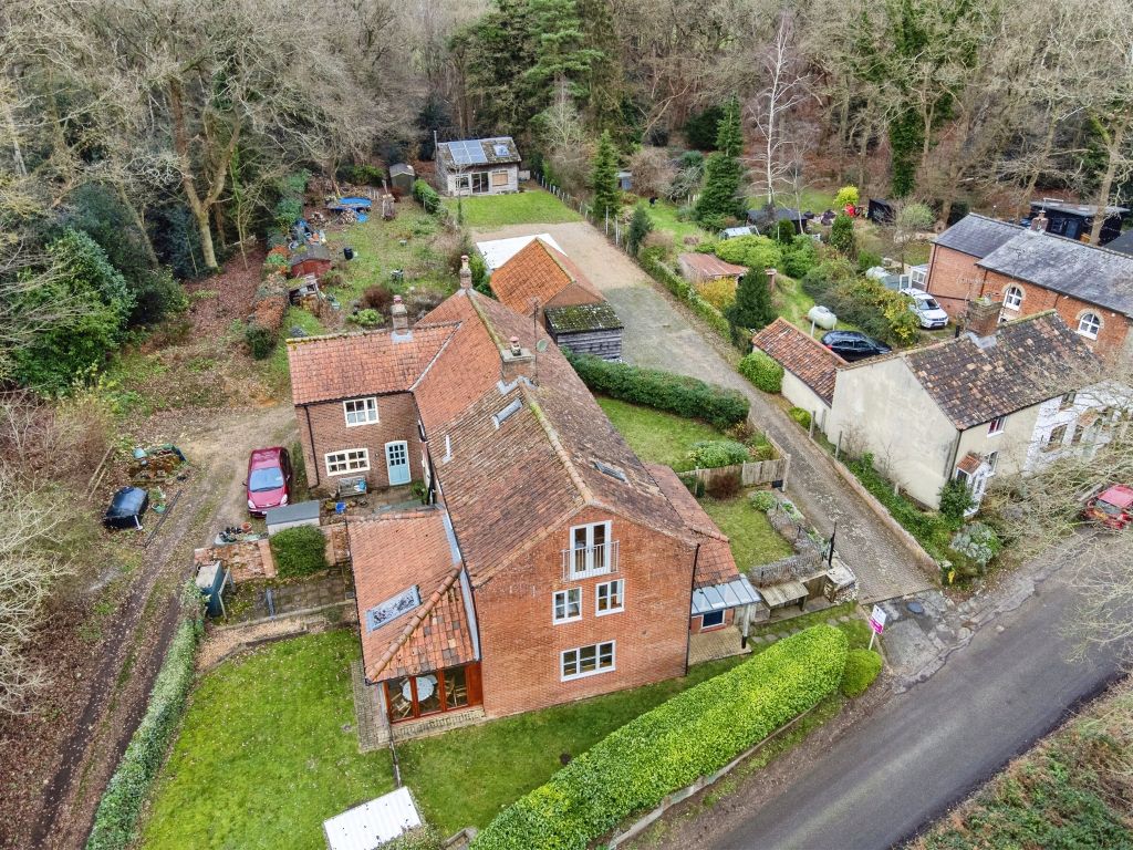 Property photo 1 of 24