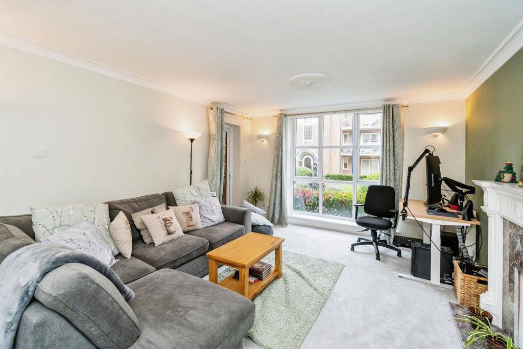 Property photo 3 of 12 Photo