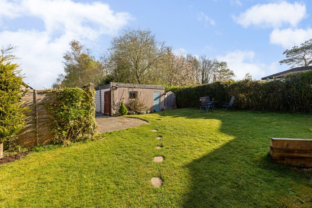 Property photo 2 of 8 2