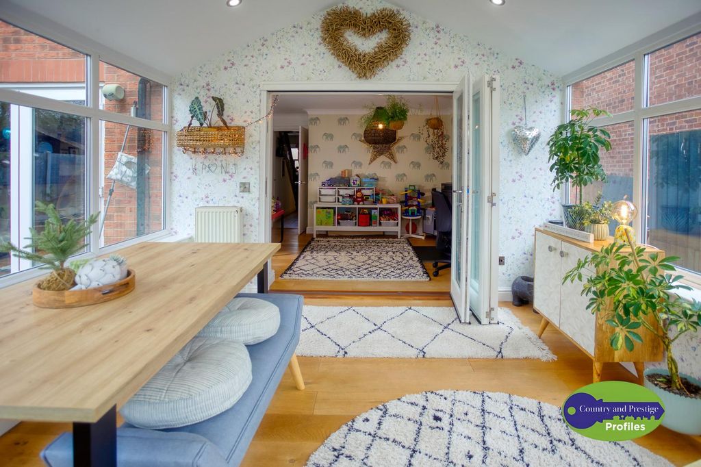 Property photo 3 of 33 9 Mays Farm Drive (32).Jpg