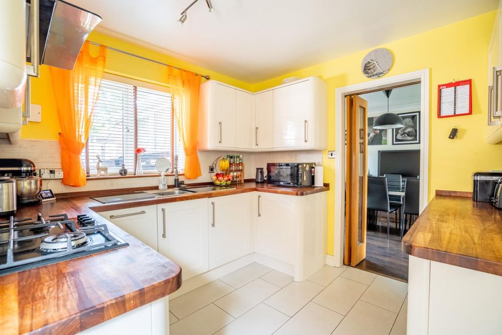 Property photo 3 of 16 Lc-7.Jpg