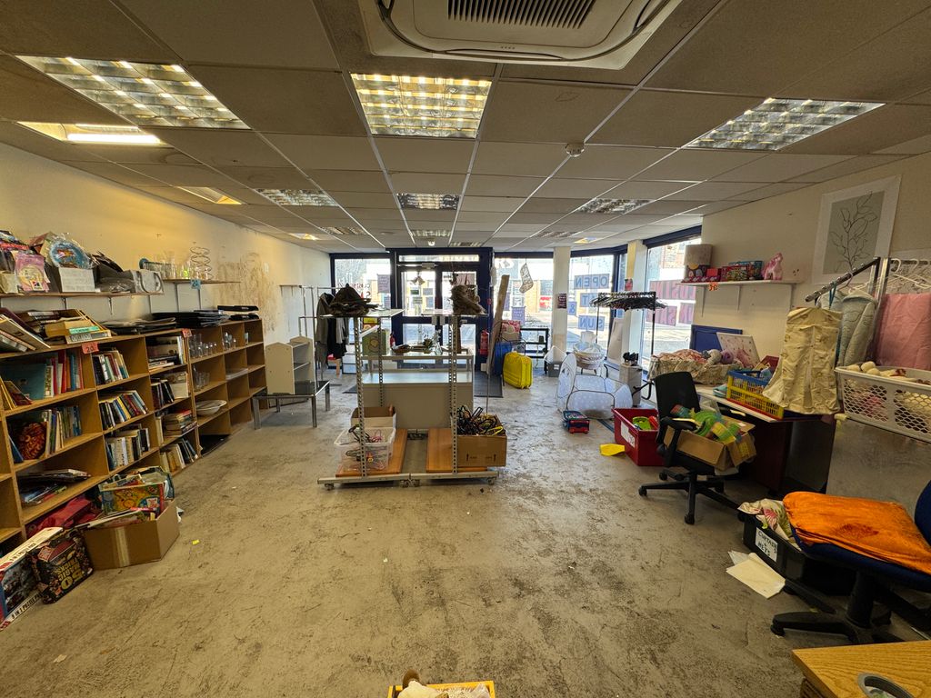 Property photo 3 of 14