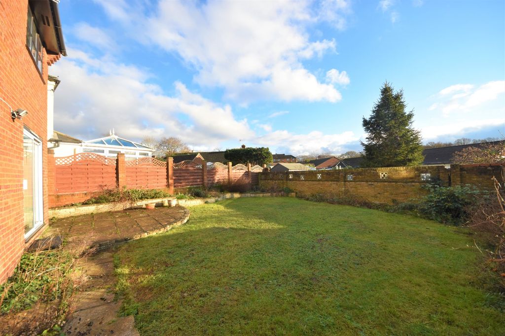 Property photo 1 of 14 Rear Garden