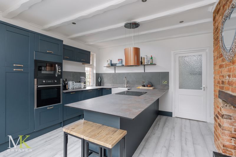 Property photo 1 of 14 Photo 20