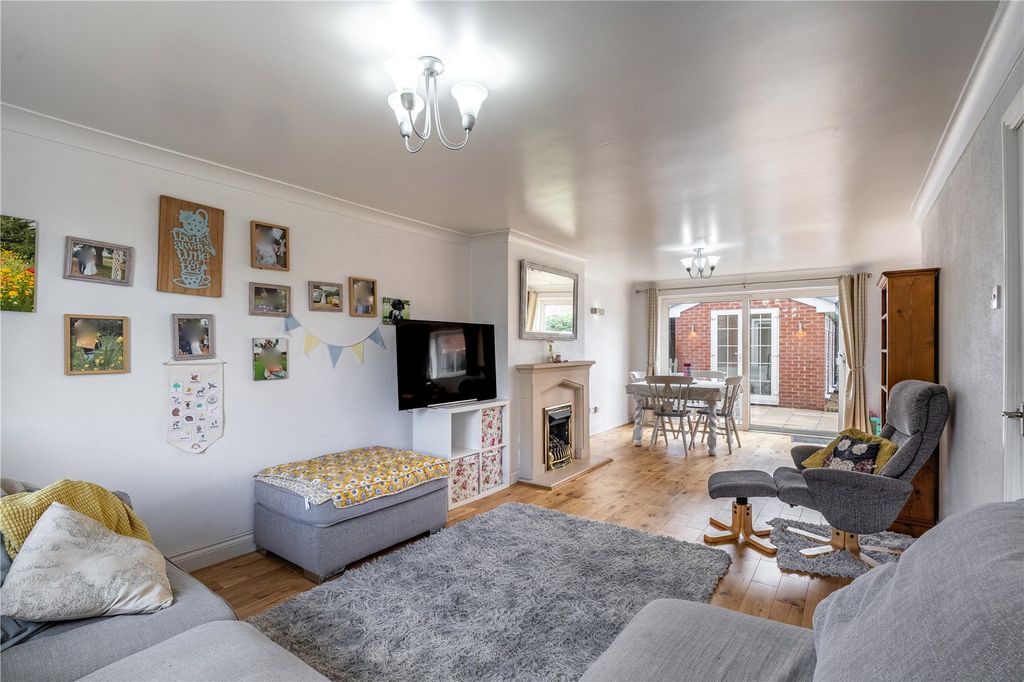 Property photo 2 of 48 Picture No. 26