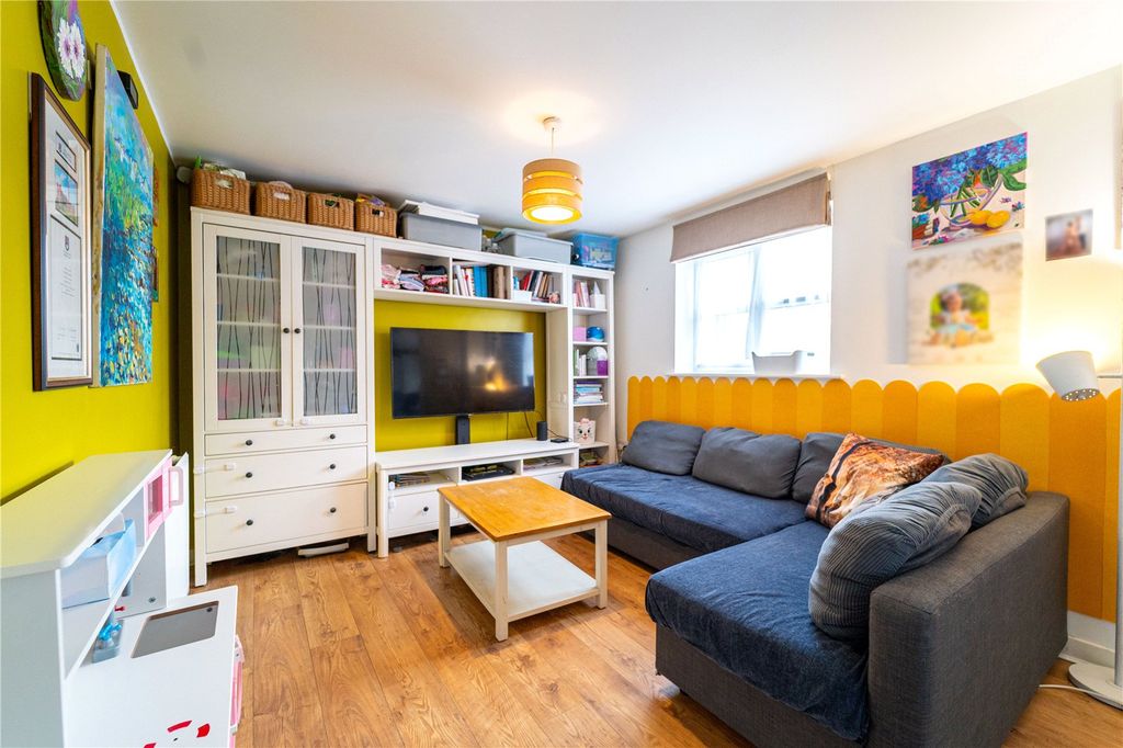 Property photo 2 of 10 Picture No. 03