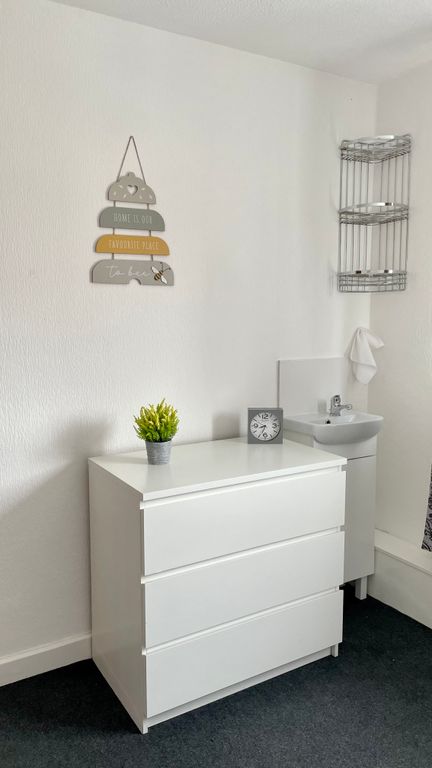 Property photo 1 of 2