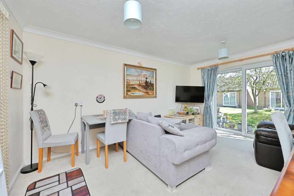 Property photo 2 of 16