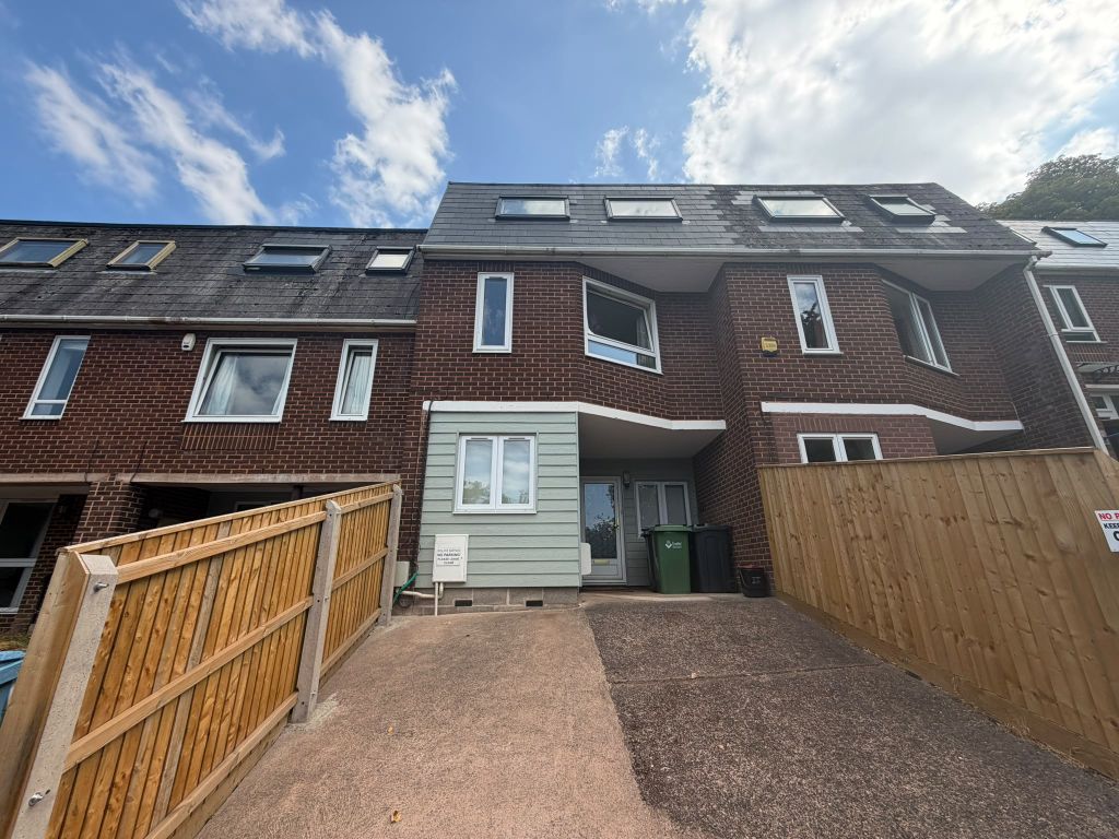 Property photo 1 of 11 Whatsapp Image 2026-09-25 At 11.29.10
