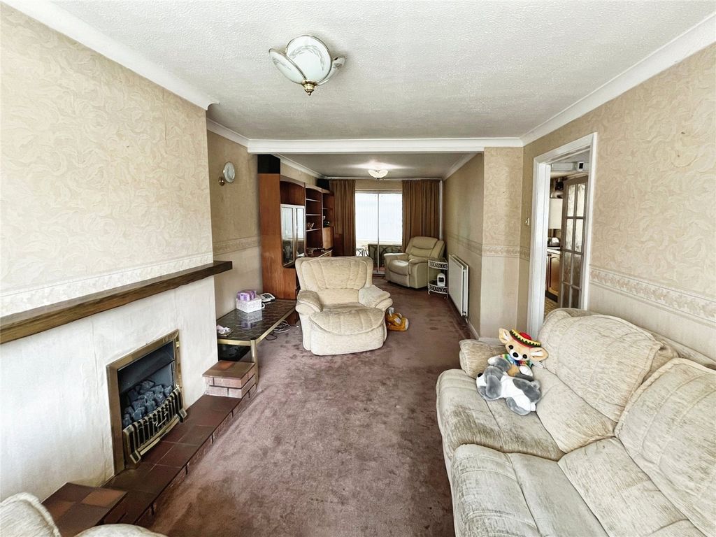 Property photo 3 of 15 Picture No. 05