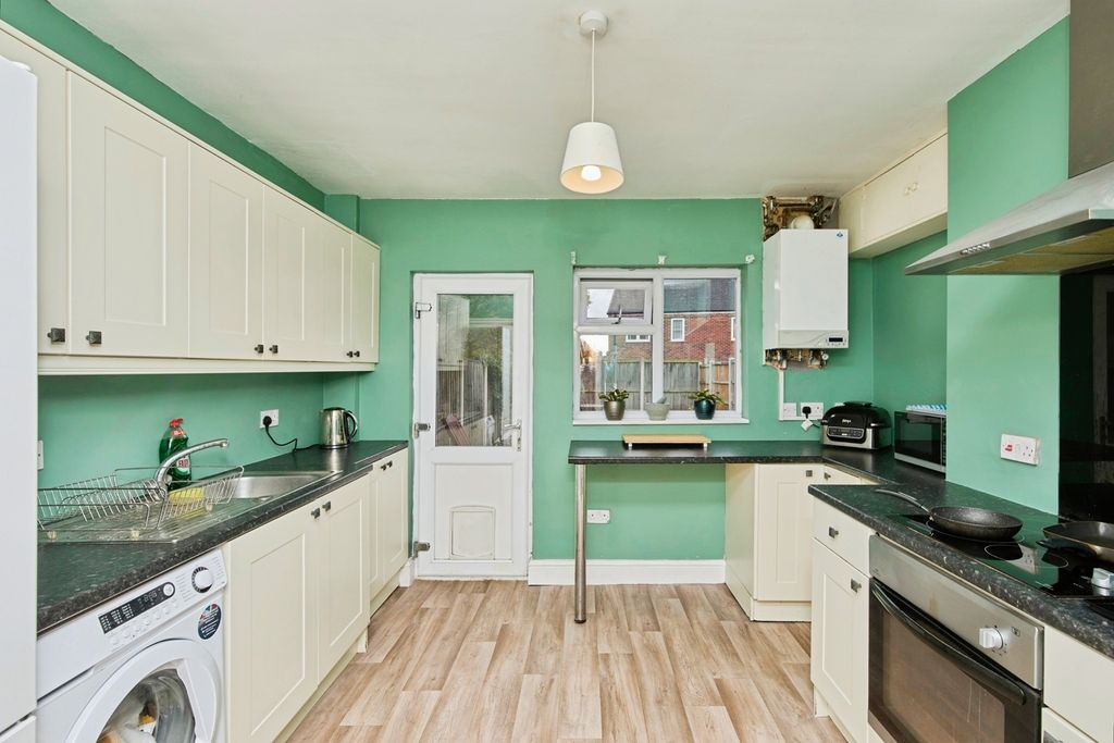 Property photo 3 of 16 Photo