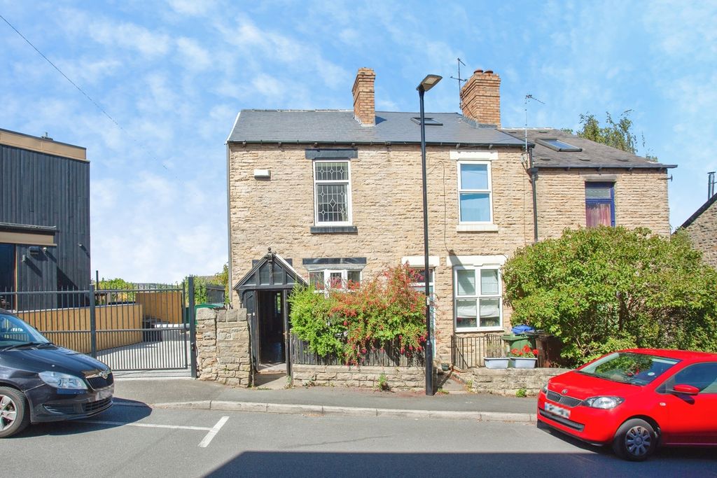Property photo 1 of 17 Pbox-Img.Jpg