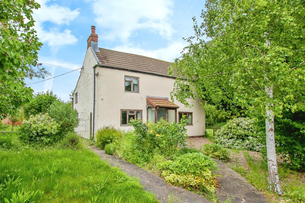 Property photo 1 of 27