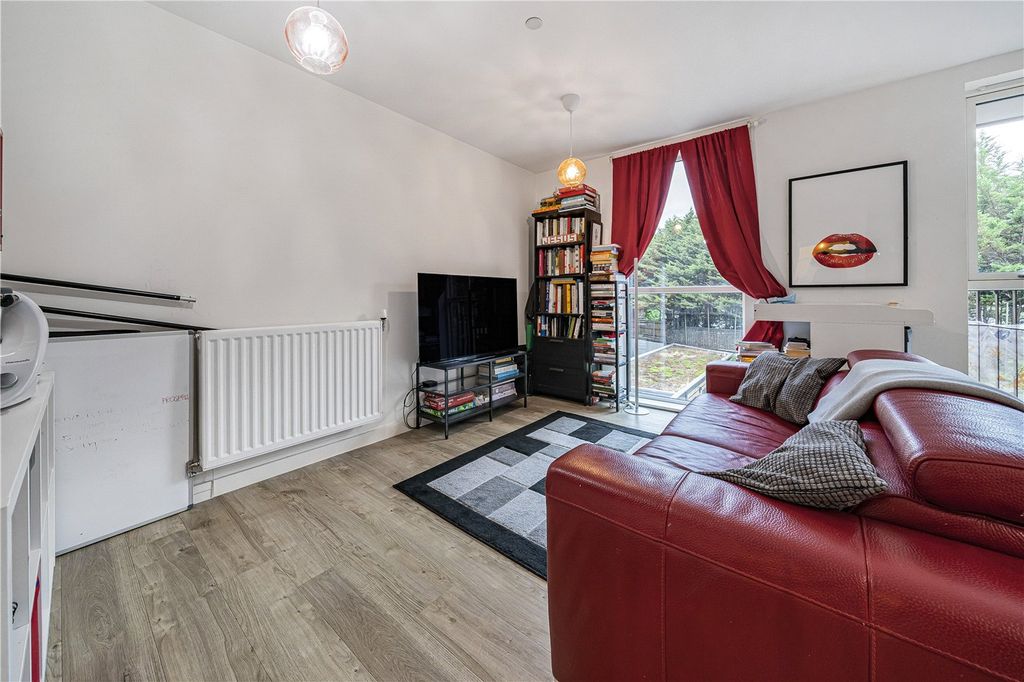 Property photo 3 of 16 Picture No. 08