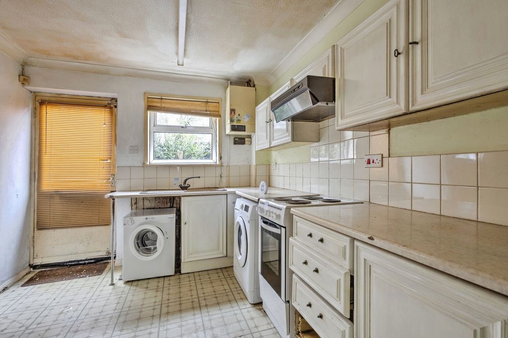 Property photo 3 of 14 Pbox-Img.Jpg