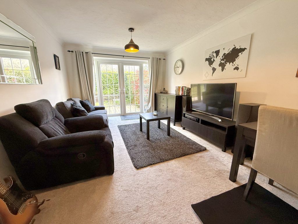 Property photo 3 of 11