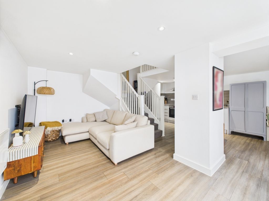 Property photo 2 of 10 Derngate