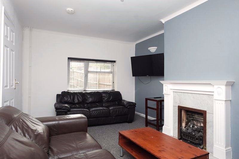 Property photo 2 of 14 Photo 21