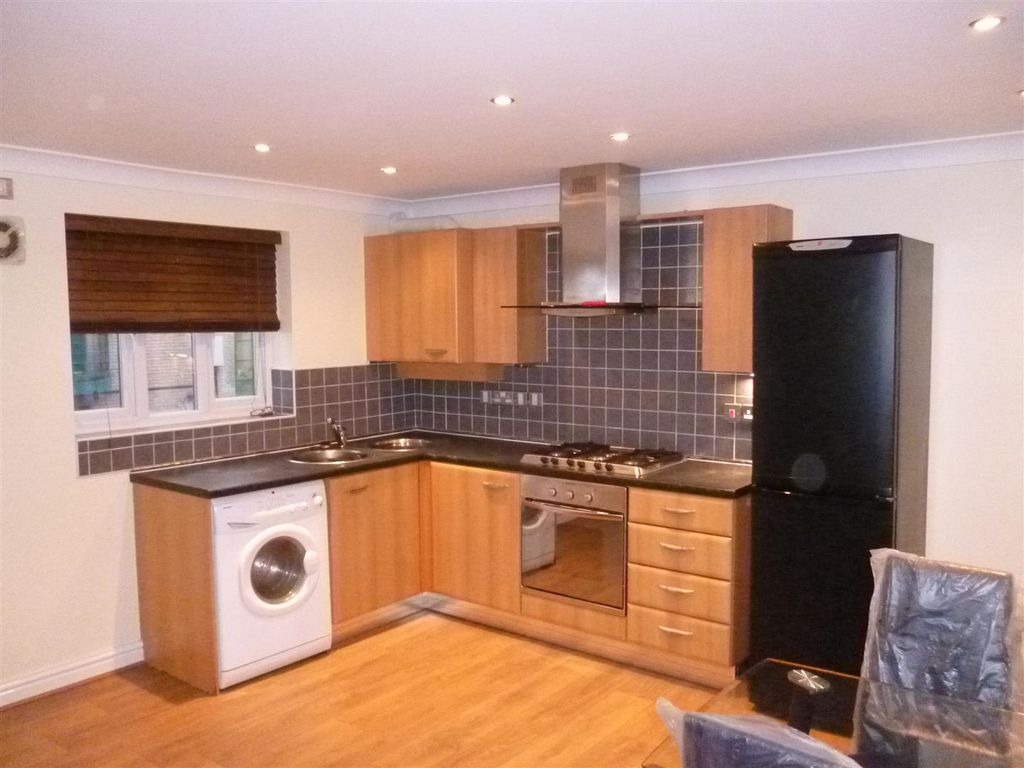 Property photo 3 of 7