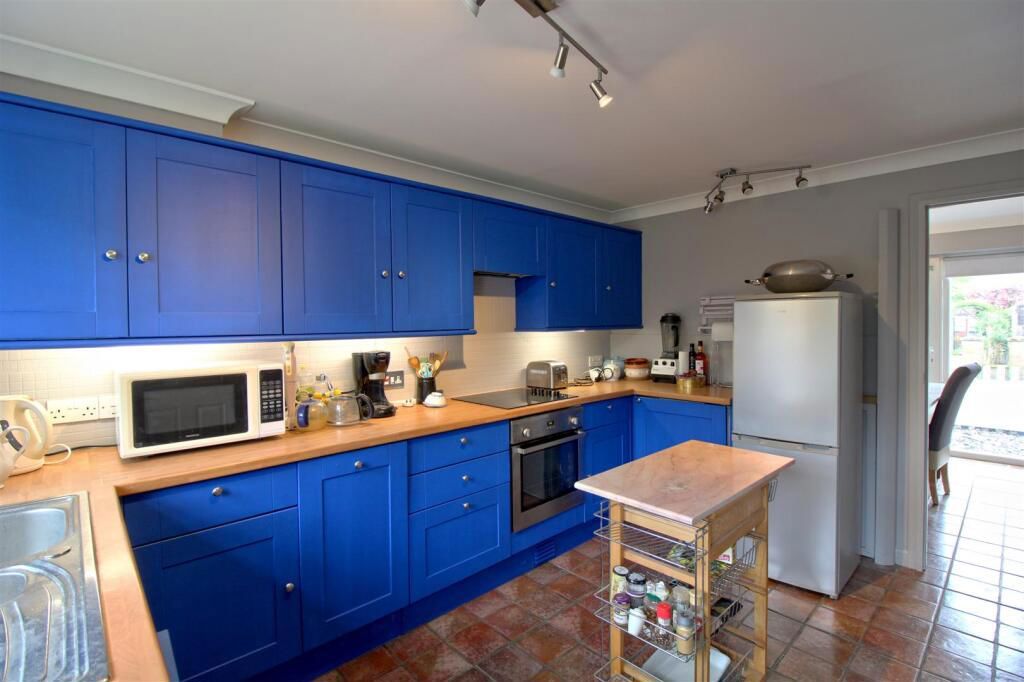Property photo 3 of 22
