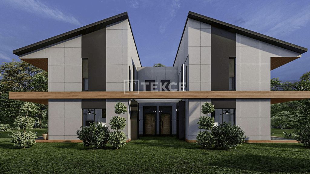 Property photo 3 of 21