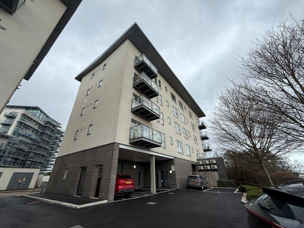 Additional image 9 of 2 bed flat for saleGrove House, Wainwright Avenue, Greenhithe DA9