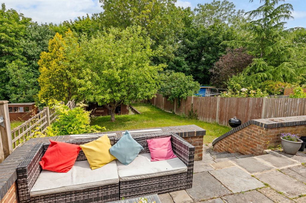 Property photo 3 of 30 Garden