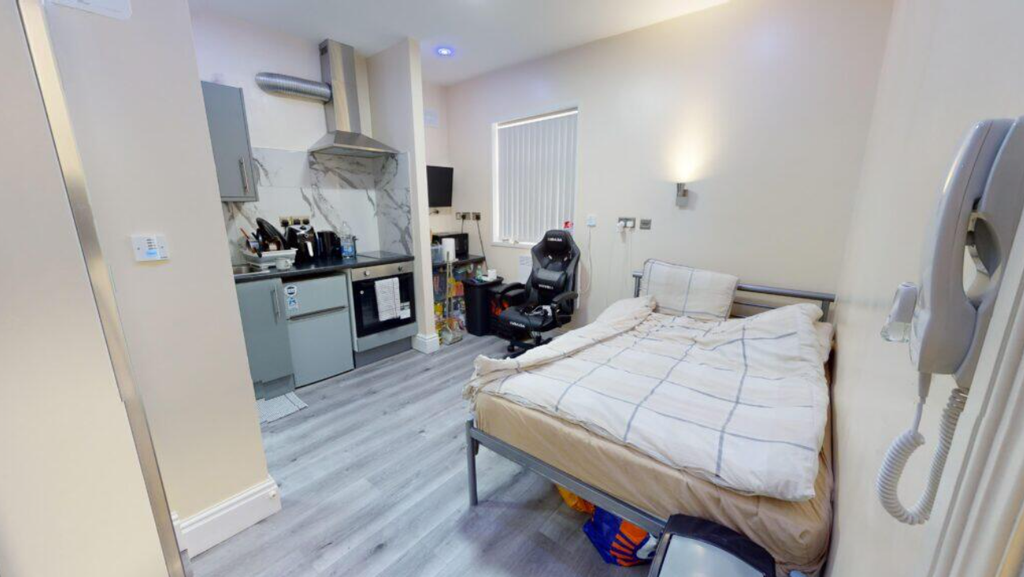 Property photo 1 of 4