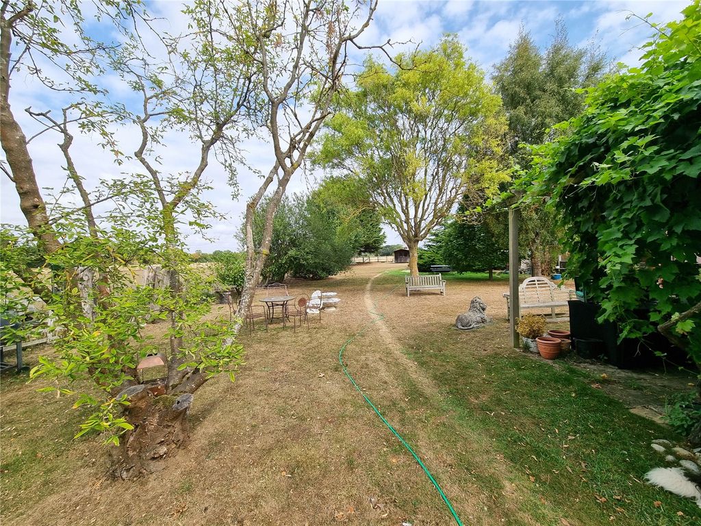 Property photo 2 of 11 Picture No. 10