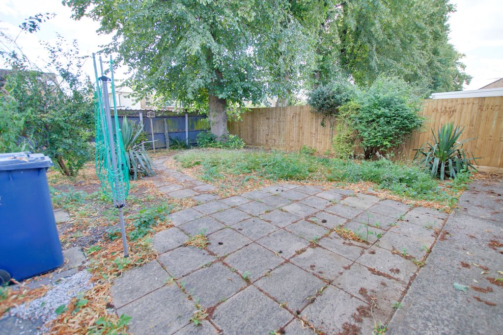 Property photo 3 of 7