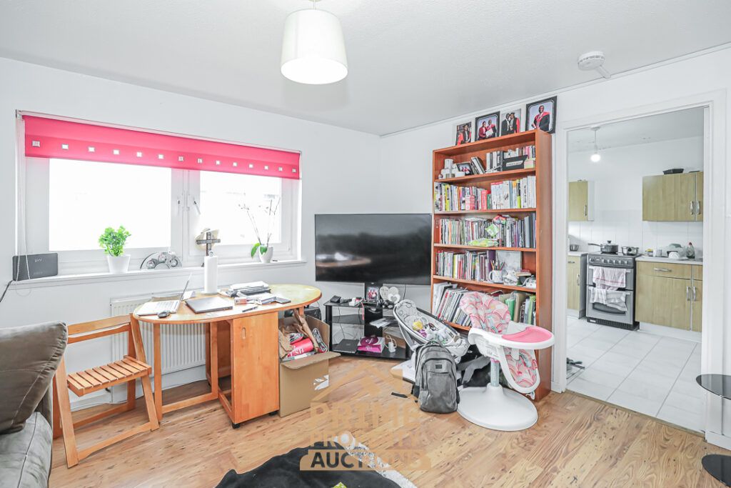 Property photo 2 of 18