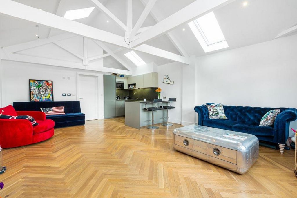 Property photo 1 of 14