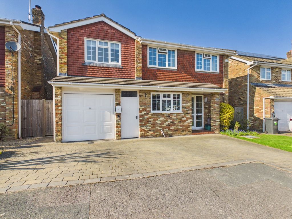 Property photo 1 of 16 Front