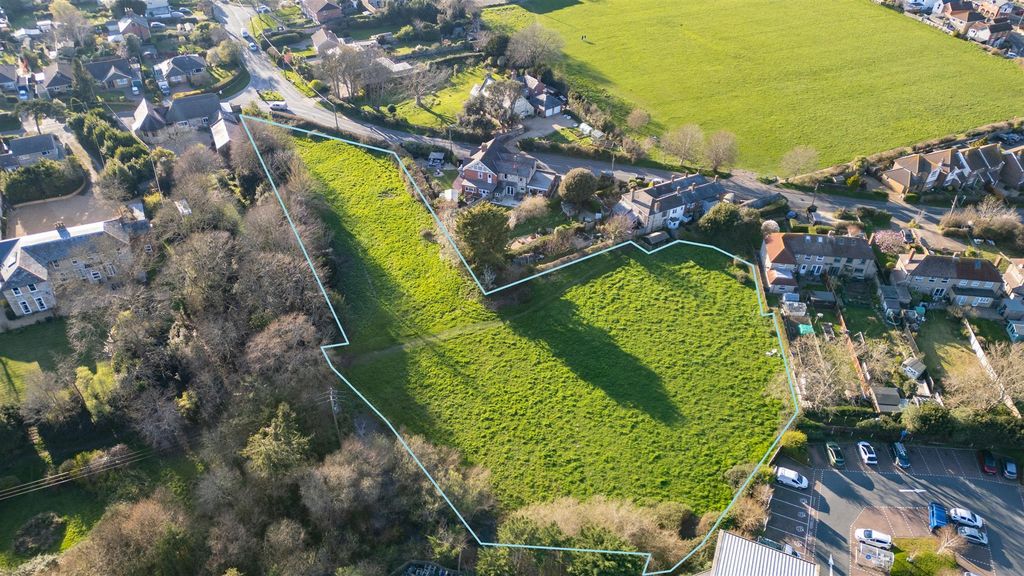 Property photo 2 of 4 Freshwater_Spence Willard-2.Jpg