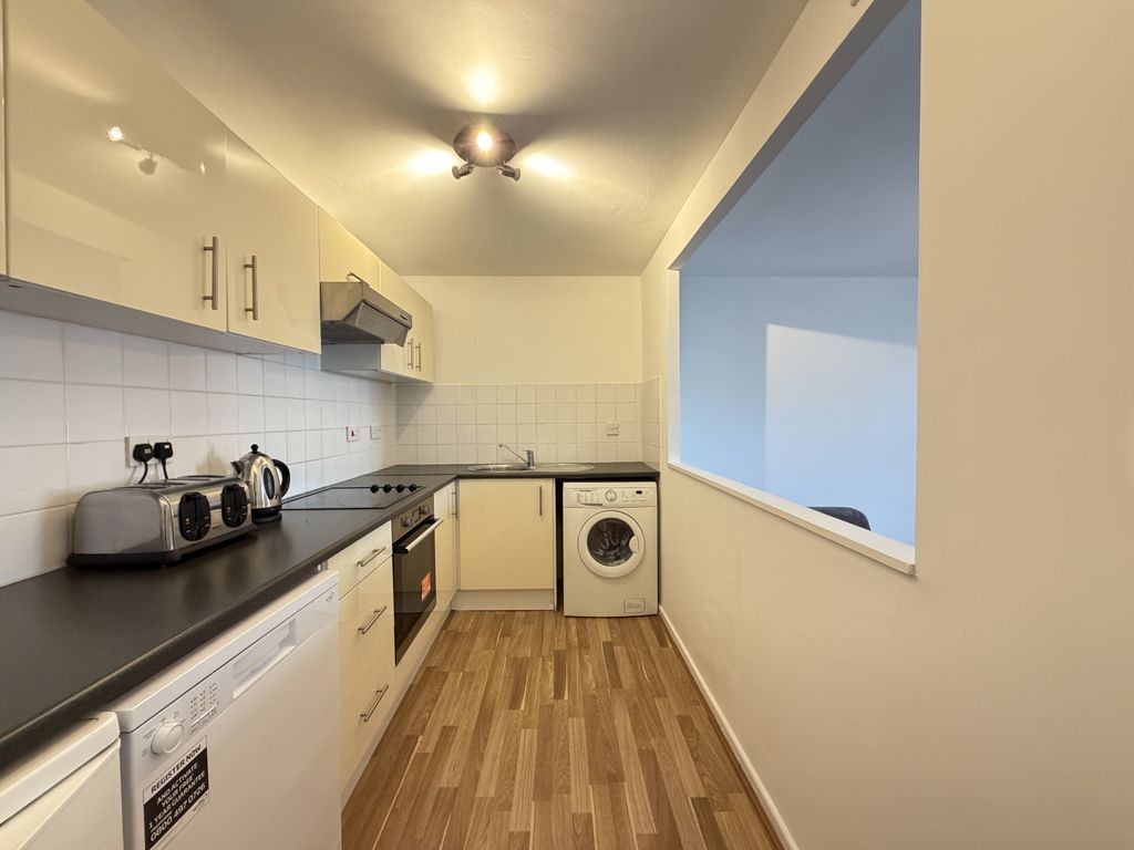 Property photo 3 of 14 Img_1608