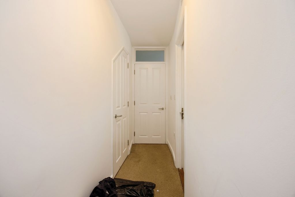 Property photo 3 of 16 Photo